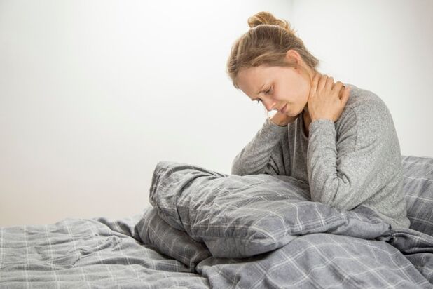 dolor de cuello debido a la osteocondrosis cervical